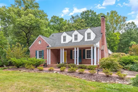666 Twin Lakes Rd, Rock Hill, SC 29732