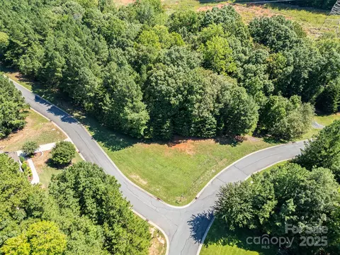 3000 Ashwood Park, Belmont, NC 28012