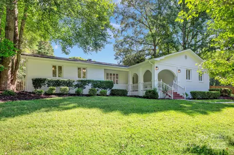 842 Ferncliff Dr, Mooresville, NC 28115