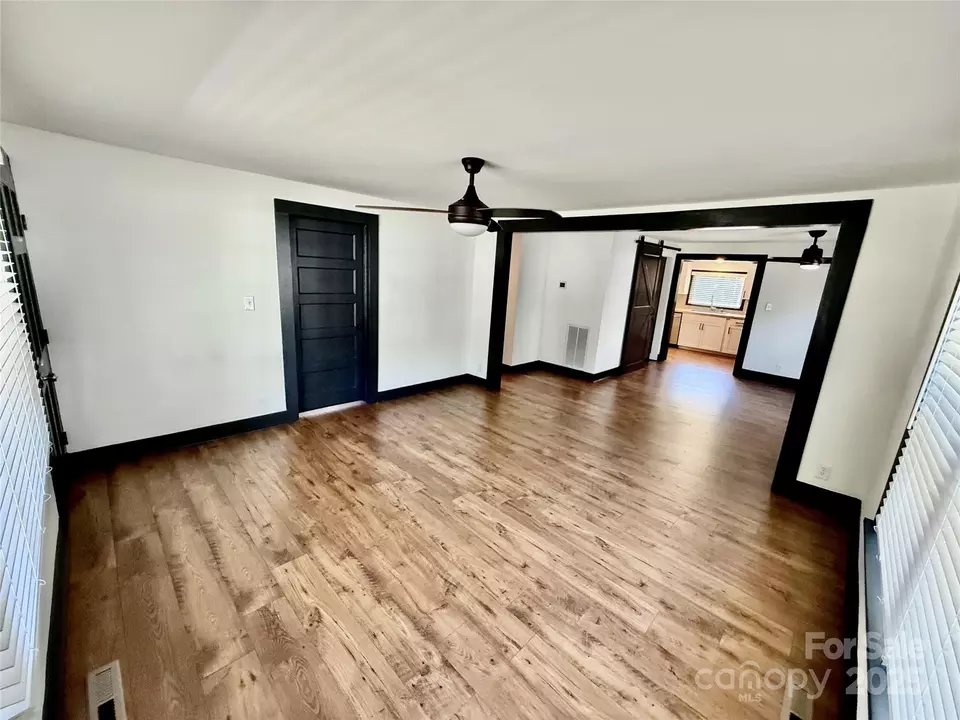 Living - 916 Taylor St, Kannapolis, NC 28083 photo 1 of 1