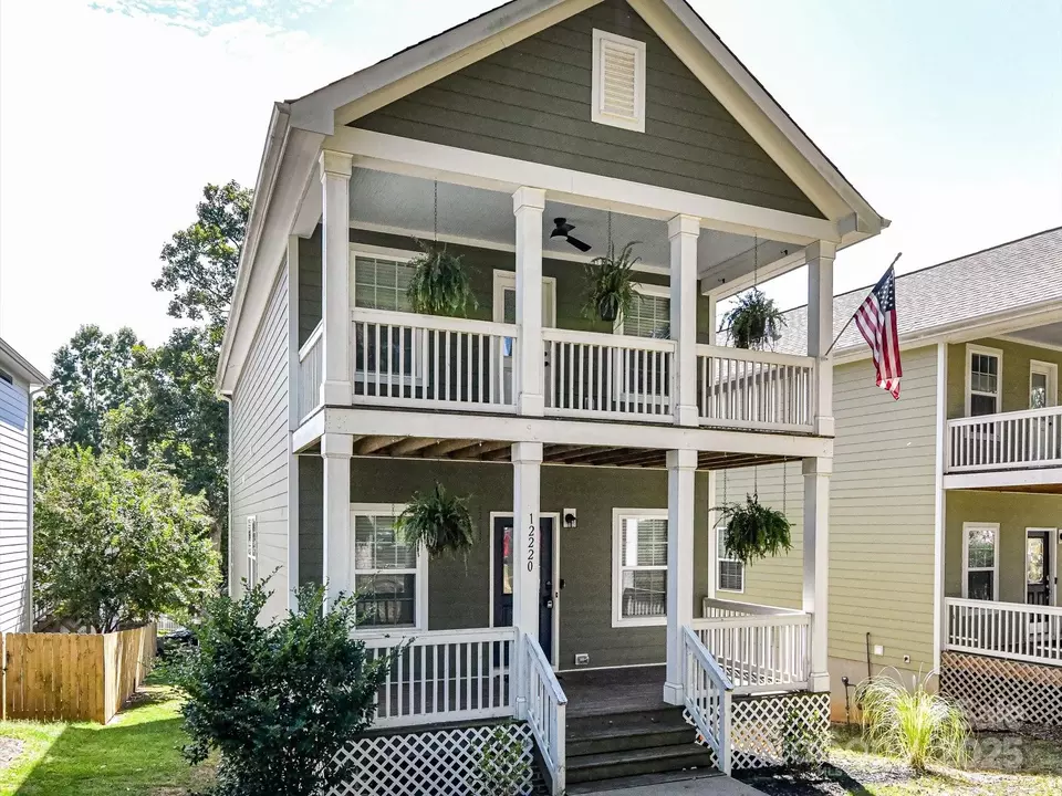 Exterior - 12220 Huntersville Concord Rd, Huntersville, NC 28078 photo 2 of 12