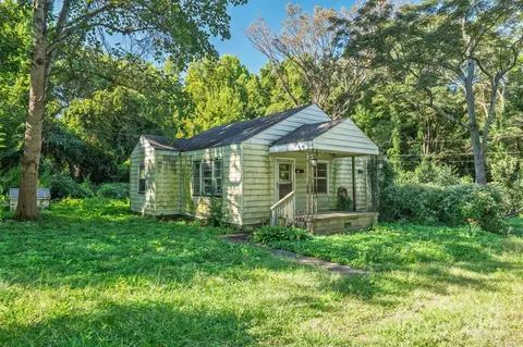 2621 Plum St, Charlotte, NC 28269