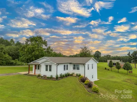 293 Shenandoah Dr, Spindale, NC 28160