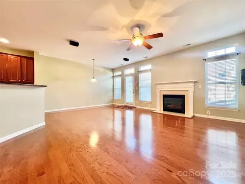 Living - 8326 Viewpoint 802 Ln #802, Cornelius, NC 28031 photo 7 of 7