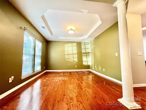 Living - 8326 Viewpoint 802 Ln #802, Cornelius, NC 28031 photo 3 of 7