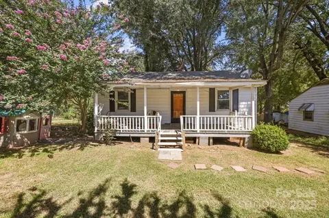 1530 Buffalo St, Kannapolis, NC 28081