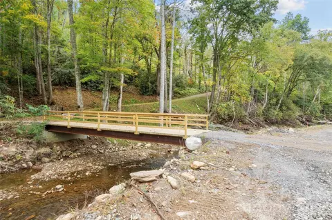 0000 Cattail Creek Rd, Burnsville, NC 28714