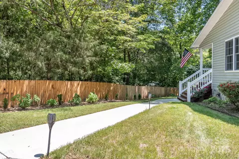Exterior - 8410 Slate St, Terrell, NC 28682 photo 7 of 8