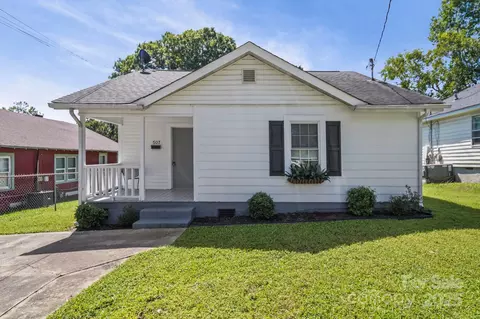 507 E Maple Ave, Gastonia, NC 28054