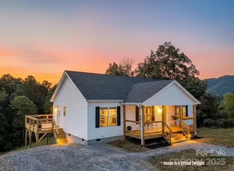 185 Riverview Dr, Canton, NC 28716 photo 3