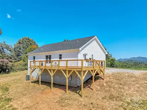 185 Riverview Dr, Canton, NC 28716 photo 41