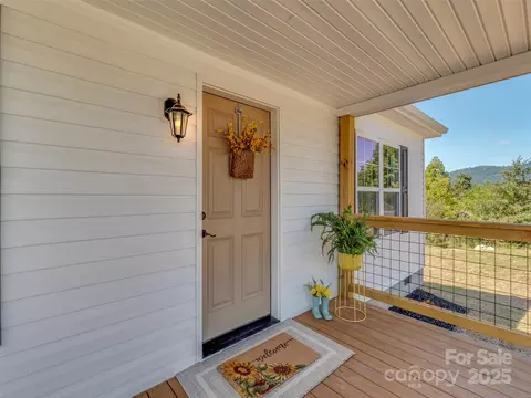 185 Riverview Dr, Canton, NC 28716 photo 4