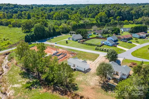 View/Area - 4774 Thoreau Dr, Conover, NC 28613 photo 3 of 5