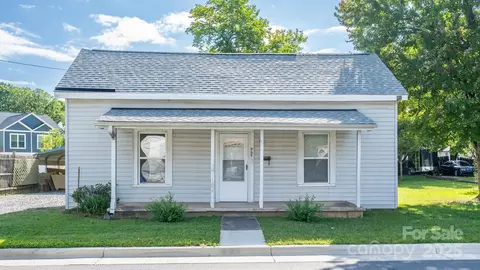 337 Brawley Ave, Mooresville, NC 28115