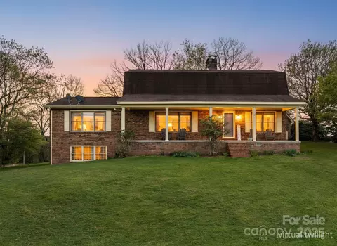 184 Buff Ridge Rd, Boone, NC 28607