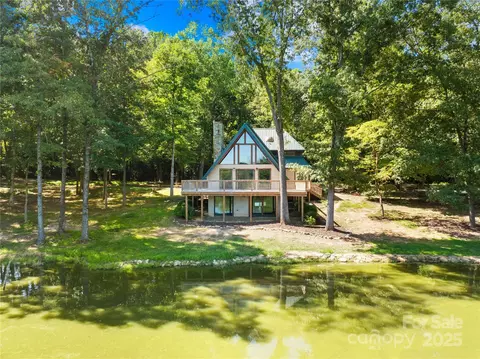 7117 Mayberry Mill Rd, Hamptonville, NC 27020