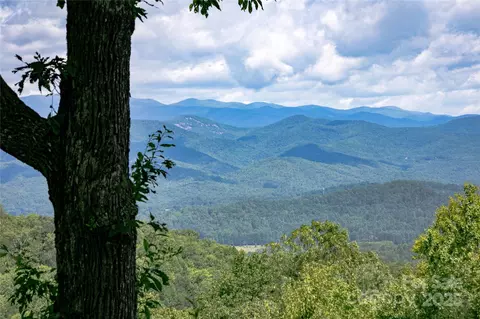 296 Tinequa Dr, Brevard, NC 28712