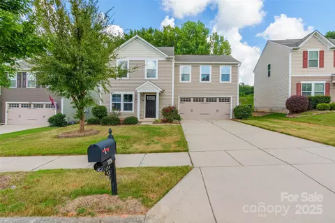 1128 Tangle Ridge Se Dr SE, Concord, NC 28025