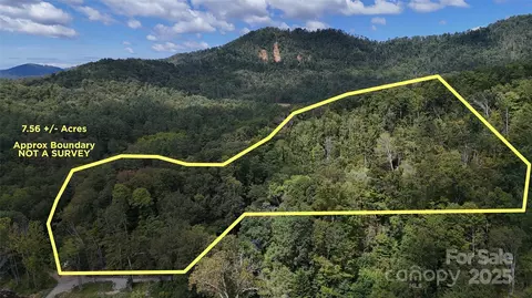 508 Old Bee Tree Rd, Swannanoa, NC 28778