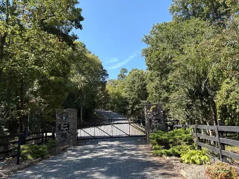 Trail Ridge Drive, Marion, NC 28752