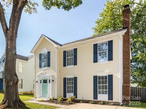 1635 Katherine Kiker Rd, Charlotte, NC 28213