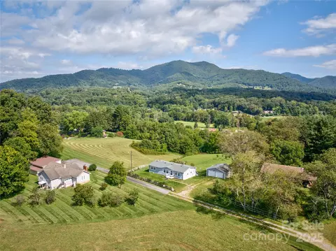 View/Area - 112 Melody St, Clyde, NC 28721 photo 2 of 4