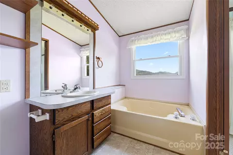 Bath - 112 Melody St, Clyde, NC 28721 photo 2 of 4