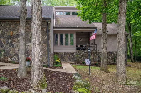 68 Mockingbird Ln, Lincolnton, NC 28092