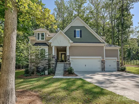 13013 Cinnamon Fern Ln, Mint Hill, NC 28227