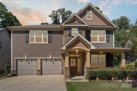 4322 Hubbard Falls Dr, Charlotte, NC 28269