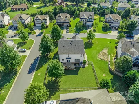 View/Area - 559 Daventry Ct, Clover, SC 29710 photo 3 of 3
