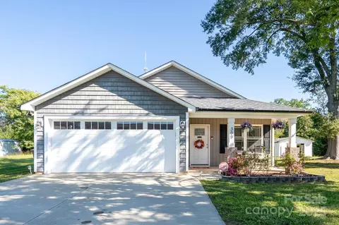 309 E 25th St, Kannapolis, NC 28083