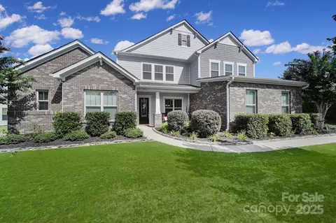 16727 Monocacy Blvd, Huntersville, NC 28078