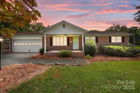 33628 Ivy Rd, Albemarle, NC 28001