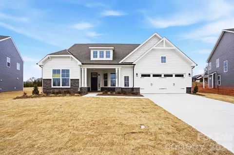 7152 Bil-mar Dr, Harrisburg, NC 28075