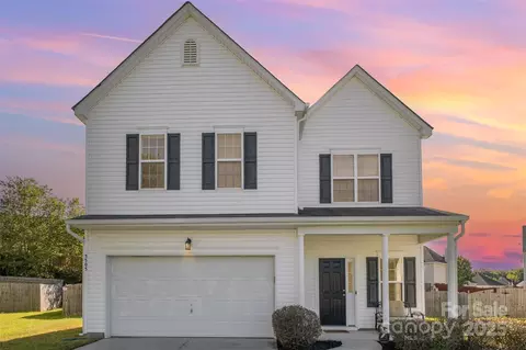 3505 Heathcott Cir, Charlotte, NC 28262