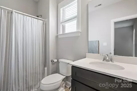 Bath - 15107 Rocky Bluff Loop, Davidson, NC 28036 photo 4 of 4