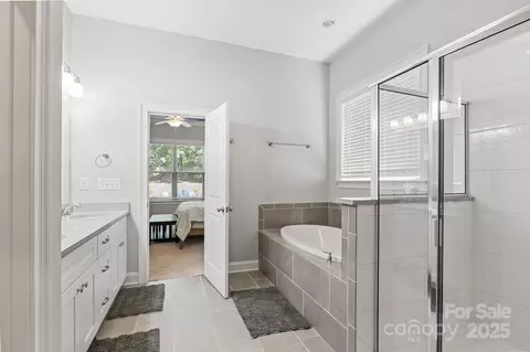 Bath - 15107 Rocky Bluff Loop, Davidson, NC 28036 photo 1 of 4