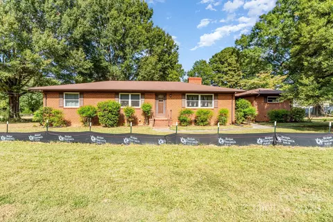 3549 Old Monroe Rd, Matthews, NC 28104