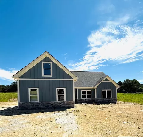 426 E Tenth 1 St #1, Oakboro, NC 28129