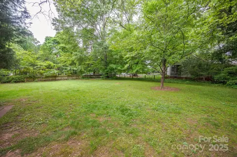 549 Lorimer Rd, Davidson, NC 28036