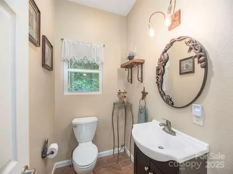 Bath - 26 Azalea Dr, Clyde, NC 28721 photo 1 of 3