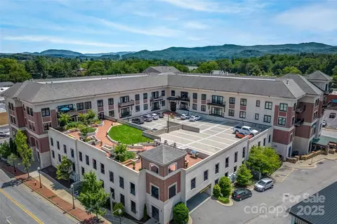 29 W French Broad 318 St #318, Brevard, NC 28712