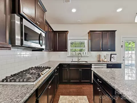 Kitchen - 9890 Travertine Trl, Davidson, NC 28036 photo 4 of 4