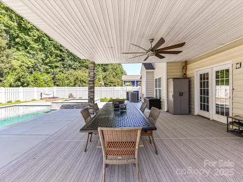 Exterior - 9890 Travertine Trl, Davidson, NC 28036 photo 5 of 13