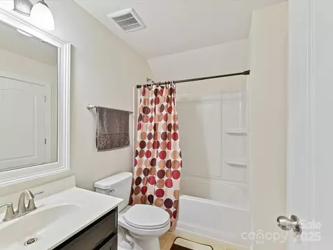 Bath - 9890 Travertine Trl, Davidson, NC 28036 photo 5 of 5