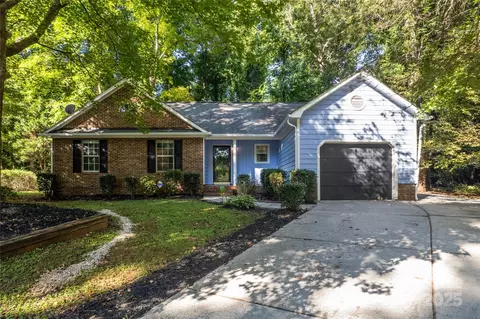 5426 Leaford Ct, Charlotte, NC 28227