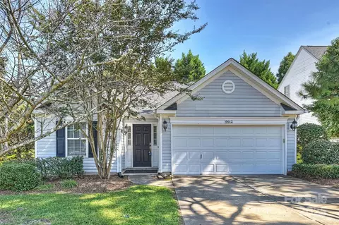 8612 Cedardale Ridge Ct, Charlotte, NC 28269