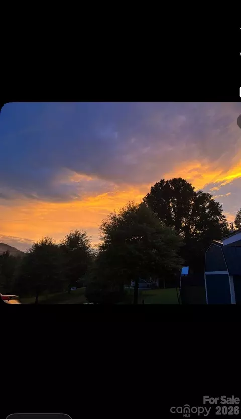 Exterior - 54 Dee Cable Dr, Marion, NC 28752 photo 3 of 6