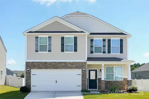 2510 Linhay Dr, Charlotte, NC 28216